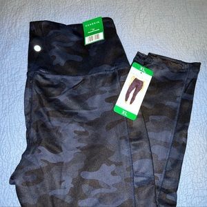 Lot of 2 NWT Danskin high waist leggings